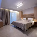 Privilege Luxury Living סארטי