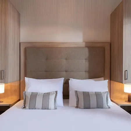 Privilege Luxury Living * Sarti