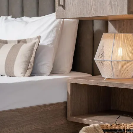 Privilege Luxury Living Сарти