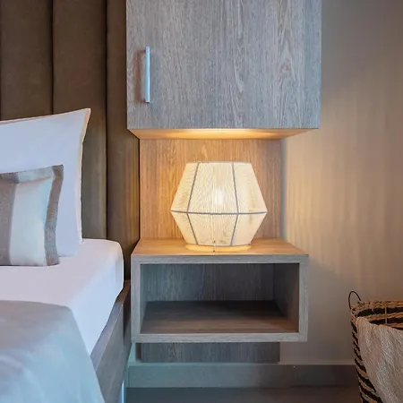 Privilege Luxury Living *