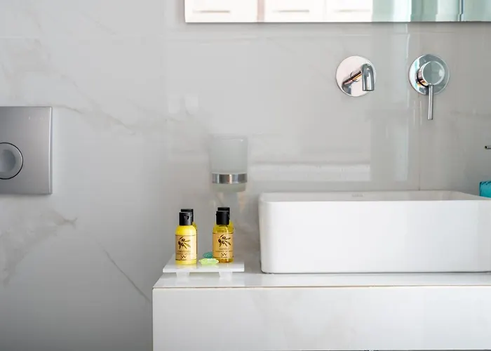 Privilege Luxury Living * Sarti